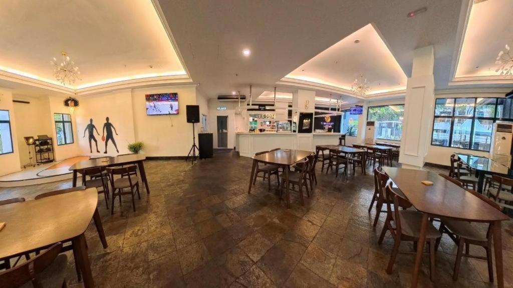 Stallions Suites Penang Jelutong Dış mekan fotoğraf