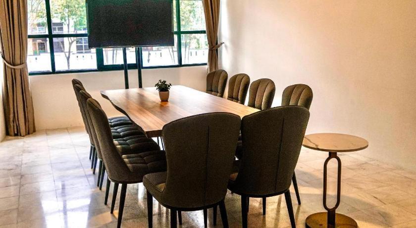 Stallions Suites Penang Jelutong Dış mekan fotoğraf