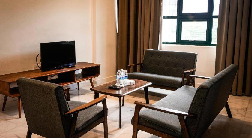 Stallions Suites Penang Jelutong Dış mekan fotoğraf
